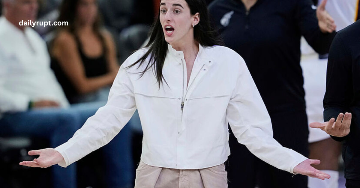 Caitlin Clark injury update with Indiana Fever jersey